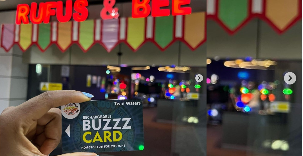 Rufus-and-Bee-Buzz-card